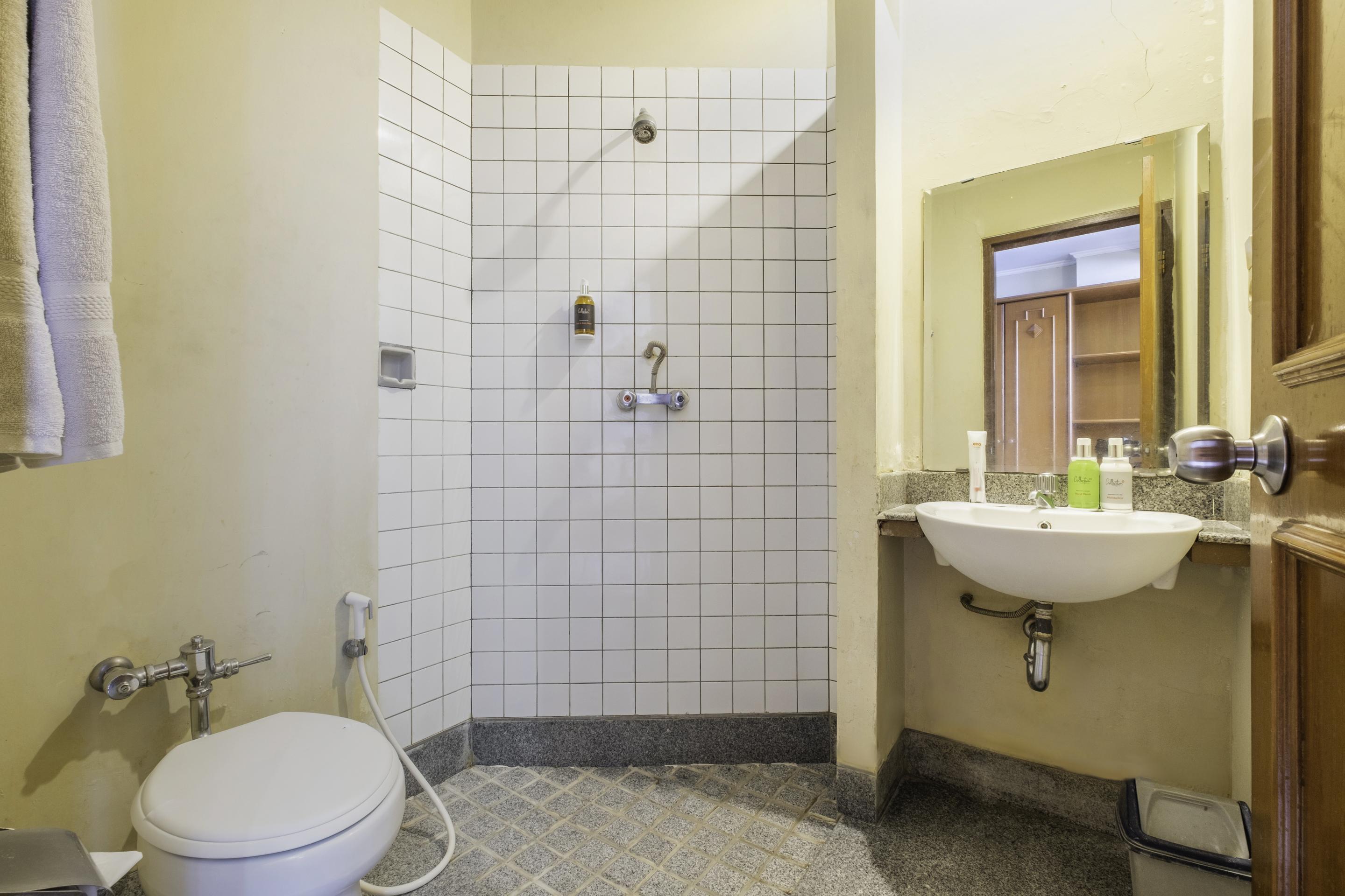 Collection O 25 Hotel Baltika Bandung Dış mekan fotoğraf